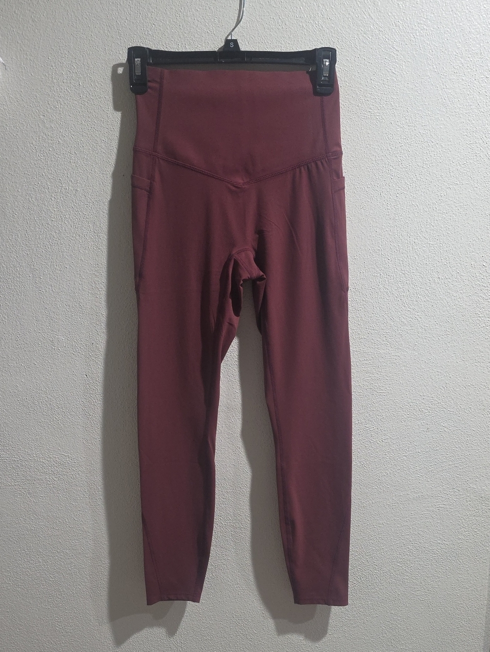 NWT Halara 7/8 Leggings